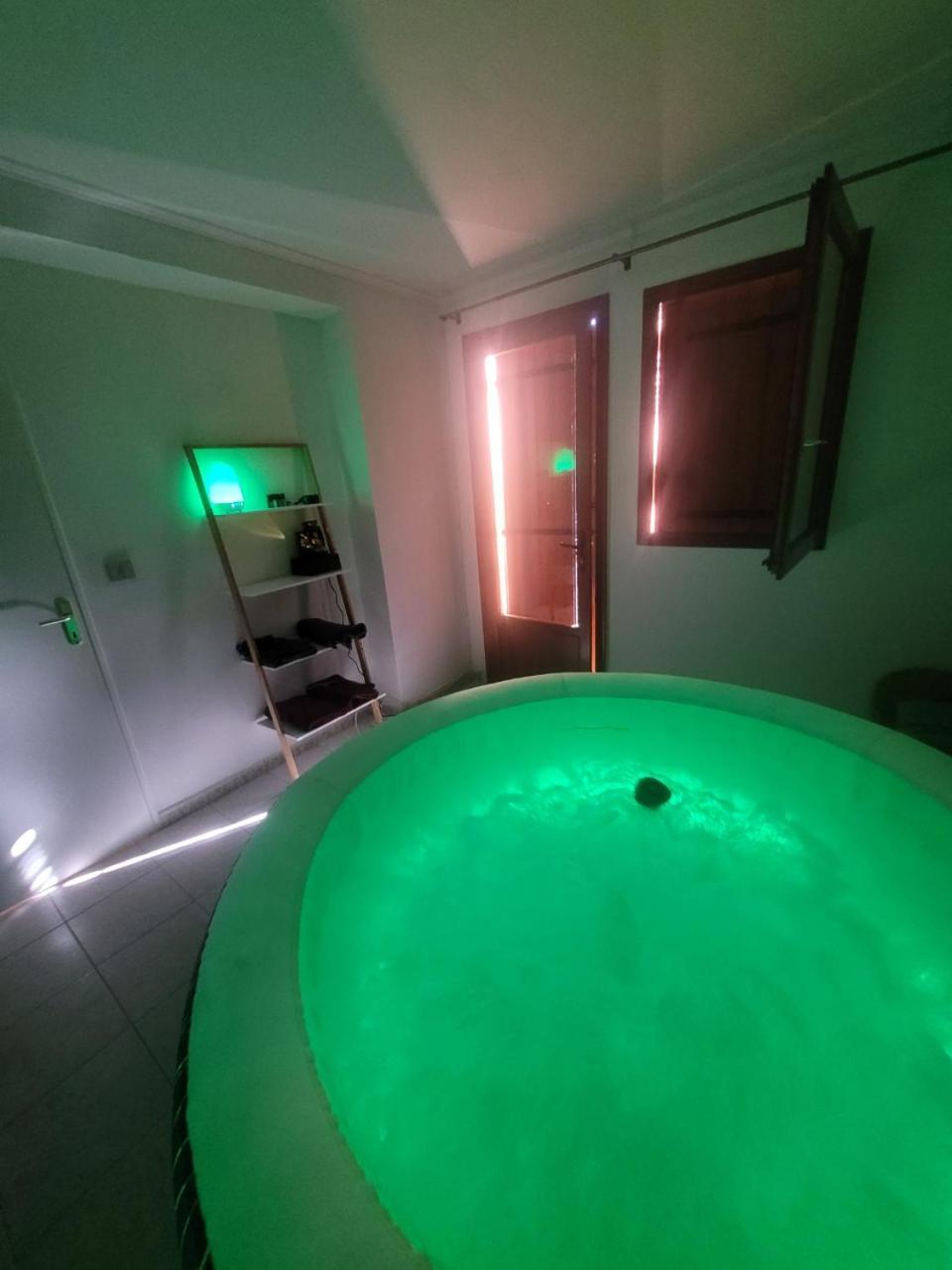 Villa 6P Piscine Spa Privatif Wifi Proche Des Plages เลอบาร์กาแรส ภายนอก รูปภาพ